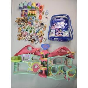 Littlest Pet Shop Viintage Huge Lot House 71 Pets Figures Accesories Hasbro 2006